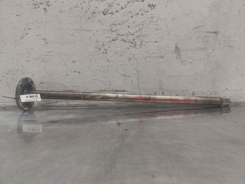 Recambio de transmision trasera derecha para nissan cabstar 01.04  3.0 diesel referencia OEM IAM   