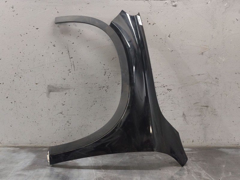 Recambio de aleta delantera izquierda para mercedes-benz clase gla (x156) gla 200 (156.943) referencia OEM IAM   