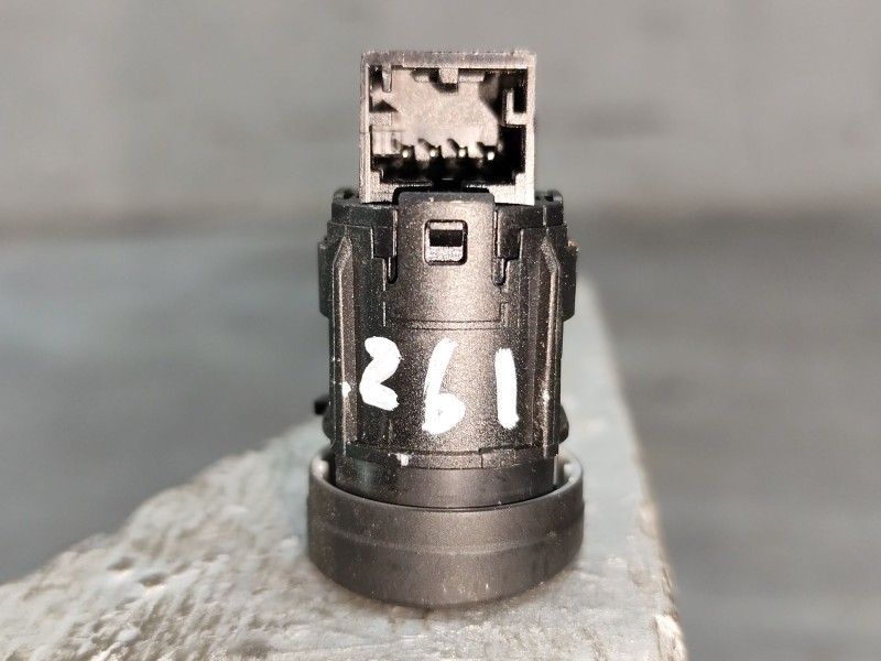 Recambio de boton start/stop off para volkswagen passat berlina (3b2) comfortline referencia OEM IAM   