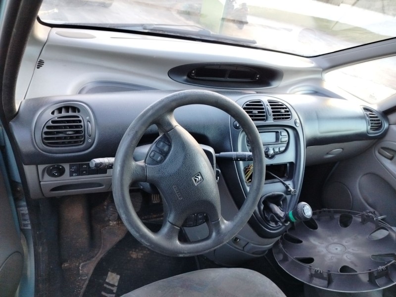 citroën xsara picasso (n68) del año 2002