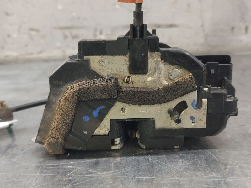 Recambio de cerradura puerta trasera izquierda para nissan qashqai ii (j11, j11_) 1.5 dci referencia OEM IAM   