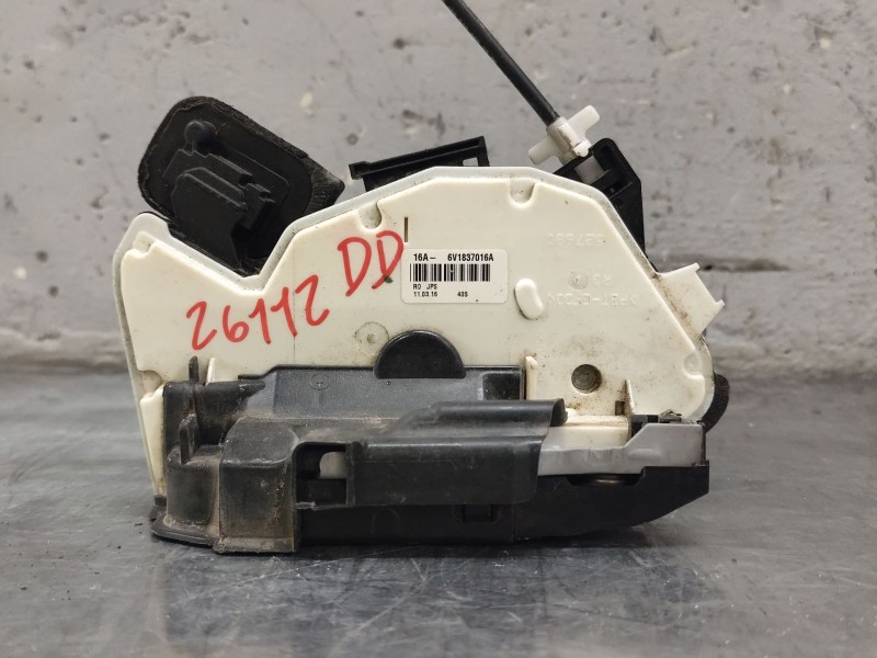 Recambio de cerradura puerta delantera derecha para skoda fabia iii (nj3) 1.4 tdi referencia OEM IAM 6V1837016A  