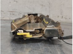 Recambio de cerradura puerta trasera izquierda para kia carens 2.0 crdi ex monovolumen referencia OEM IAM    2