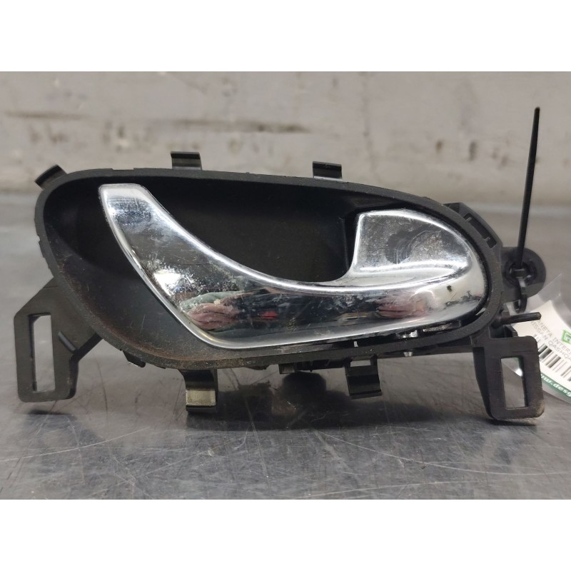 Recambio de maneta interior delantera derecha para nissan qashqai ii (j11, j11_) 1.5 dci referencia OEM IAM   