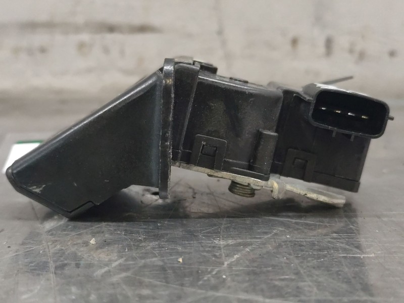 Recambio de cerradura maletero / porton para hyundai i30 (gd) 1.6 crdi referencia OEM IAM 81230A6000  