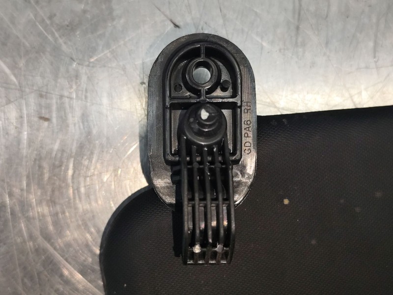 Recambio de parasol derecho para hyundai i30 (gd) 1.6 crdi referencia OEM IAM   