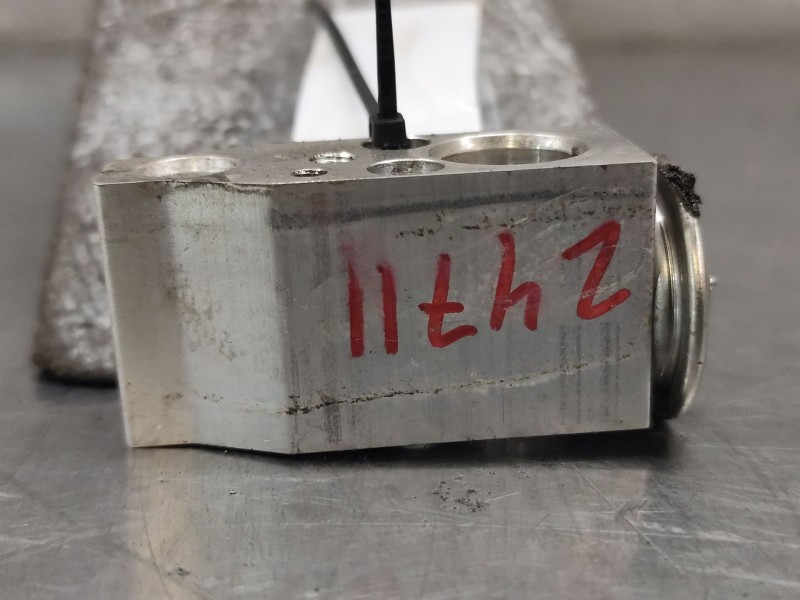 Recambio de valvula expansion para nissan qashqai ii (j11, j11_) 1.5 dci referencia OEM IAM 922004EA0A  