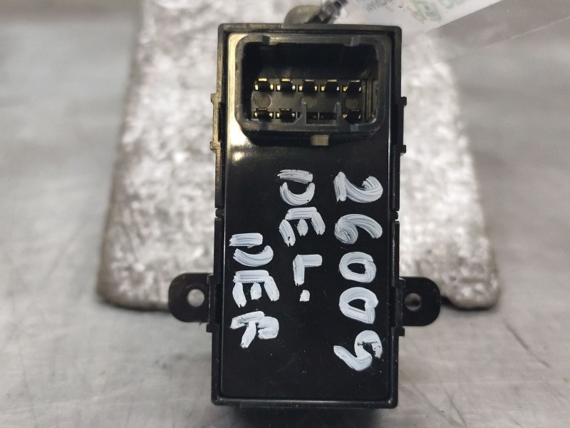 Recambio de mando elevalunas delantero derecho para hyundai i30 (gd) 1.6 crdi referencia OEM IAM 39Y5101320  