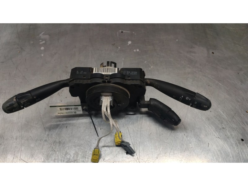 Recambio de mando multifuncion para citroën c3 1.4 hdi sx plus referencia OEM IAM   