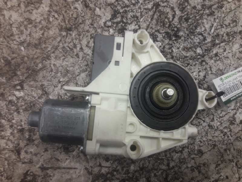 Recambio de motor elevalunas trasero izquierdo para peugeot 407 sw premium referencia OEM IAM 0130822201 999065103 6 PINS
