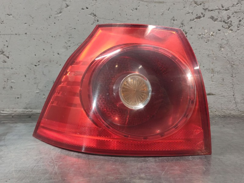 Recambio de piloto trasero izquierdo para volkswagen golf v berlina (1k1) conceptline (e) referencia OEM IAM   