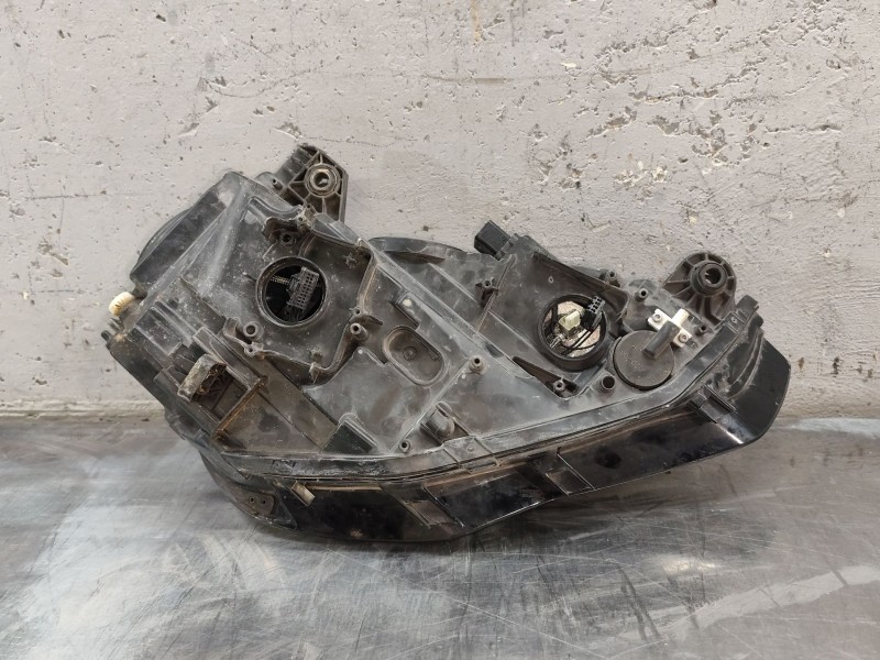 Recambio de faro izquierdo para audi a3 sportback (8va, 8vf) 2.0 tdi referencia OEM IAM   
