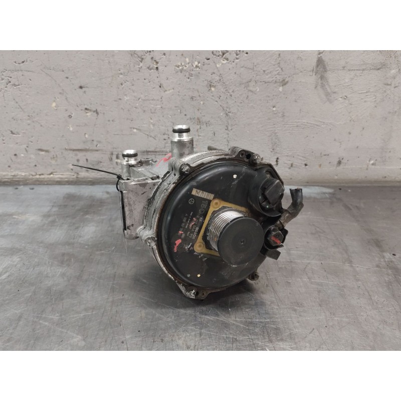 Recambio de alternador para mercedes-benz clase m (w163) ml 400 cdi (163.128) referencia OEM IAM A0001502260  