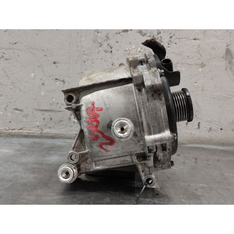 Recambio de alternador para mercedes-benz clase m (w163) ml 400 cdi (163.128) referencia OEM IAM A0001502260  