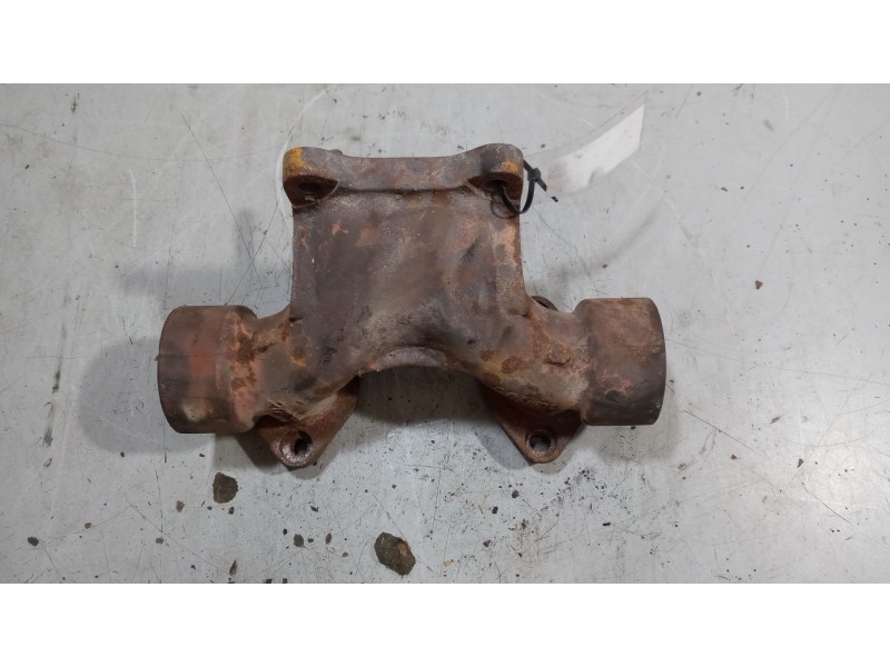 Recambio de colector escape para renault premium route 2006 10.8 diesel referencia OEM IAM 20787625  