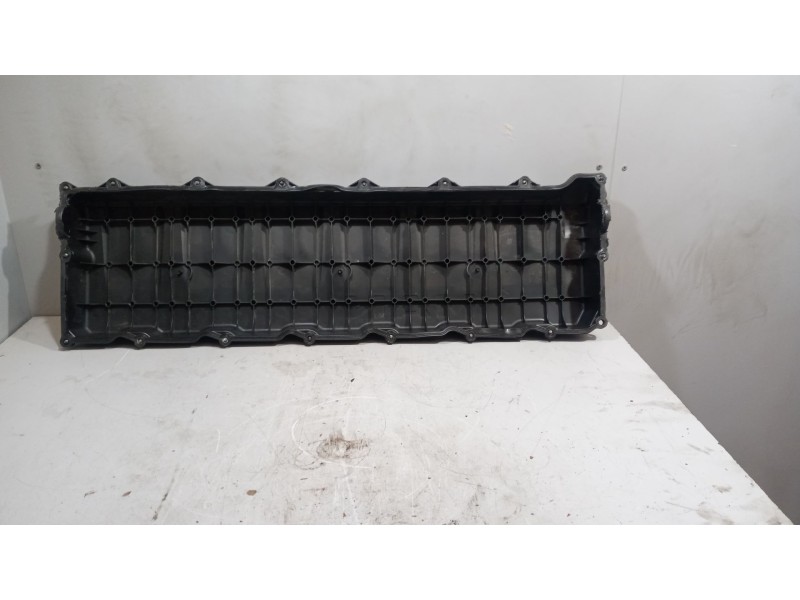 Recambio de tapa balancines para man tgx 18.xxx fg / 4x2 bl xl referencia OEM IAM 51034016039  