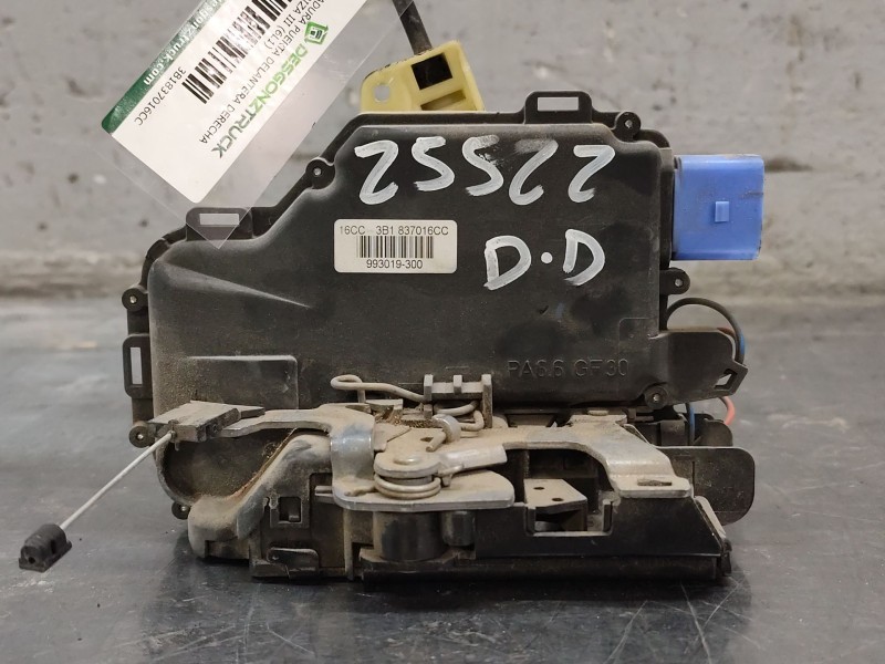Recambio de cerradura puerta delantera derecha para seat ibiza iii (6l1) 1.9 tdi referencia OEM IAM 3B1837016CC  