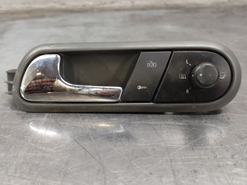 Recambio de maneta interior delantera izquierda para seat ibiza iii (6l1) 1.9 tdi referencia OEM IAM   