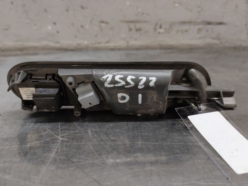 Recambio de maneta interior delantera izquierda para seat ibiza iii (6l1) 1.9 tdi referencia OEM IAM   