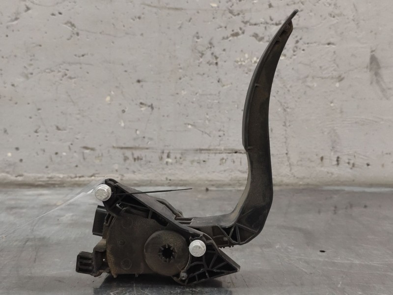 Recambio de pedal acelerador para renault clio iv (bh_) 0.9 tce 90 referencia OEM IAM 180029347R  