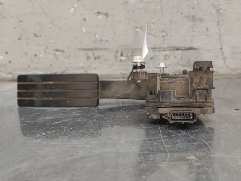 Recambio de pedal acelerador para renault clio iv (bh_) 0.9 tce 90 referencia OEM IAM 180029347R  