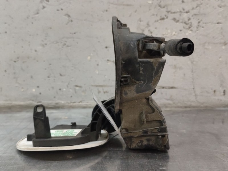 Recambio de tapa exterior combustible para renault clio iv (bh_) 0.9 tce 90 referencia OEM IAM   