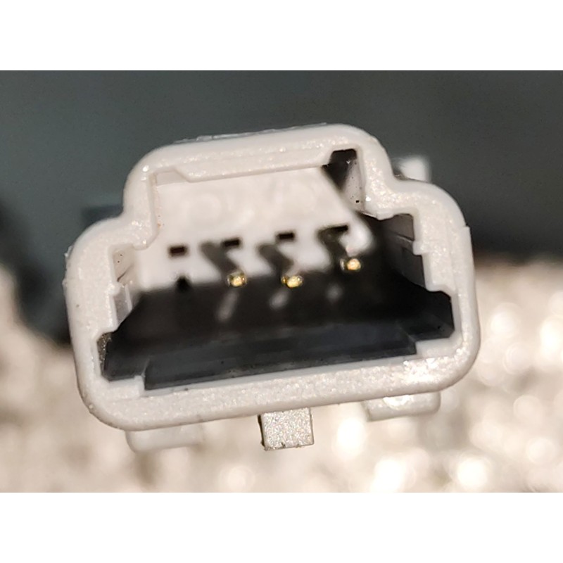 Recambio de enganche cinturon trasero izquierdo para renault clio iv (bh_) 0.9 tce 90 referencia OEM IAM 878176563R  