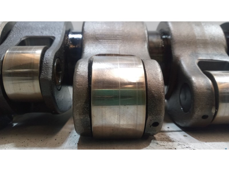 Recambio de eje balancines para renault serie t 10.8 diesel referencia OEM IAM 7421881494 7421539409 7421808975