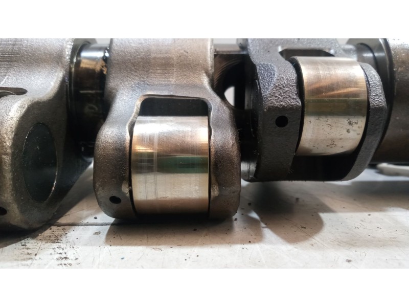 Recambio de eje balancines para renault serie t 10.8 diesel referencia OEM IAM 7421881494 7421539409 7421808975