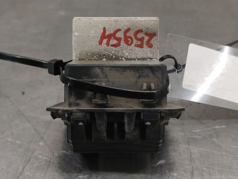 Recambio de resistencia calefaccion para renault clio iv (bh_) 0.9 tce 90 referencia OEM IAM T1017846R  