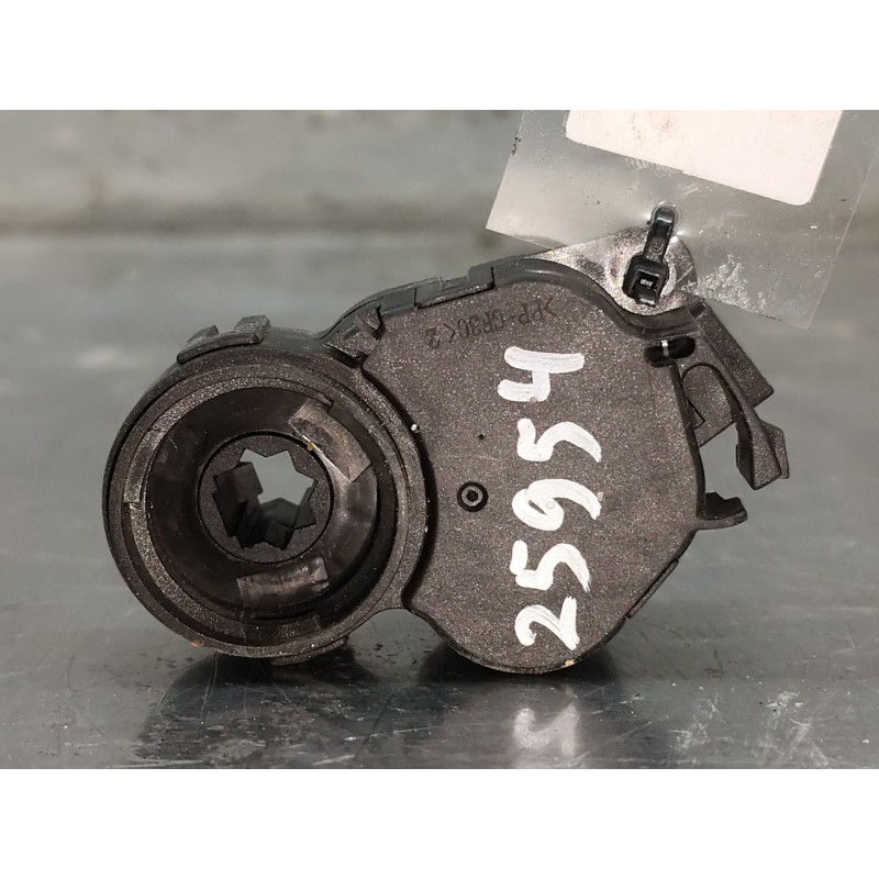 Recambio de motor cierre calefaccion para renault clio iv (bh_) 0.9 tce 90 referencia OEM IAM 0708121A  