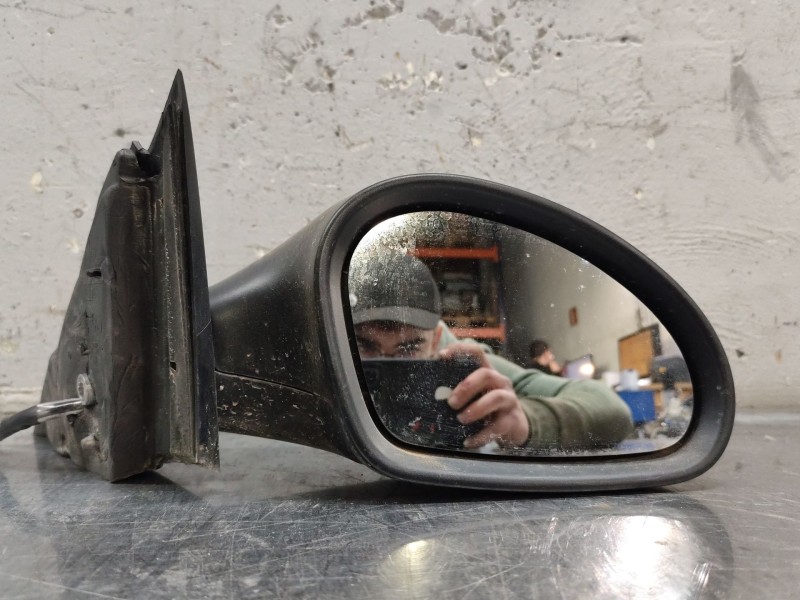 Recambio de retrovisor derecho para seat ibiza iii (6l1) 1.9 tdi referencia OEM IAM   