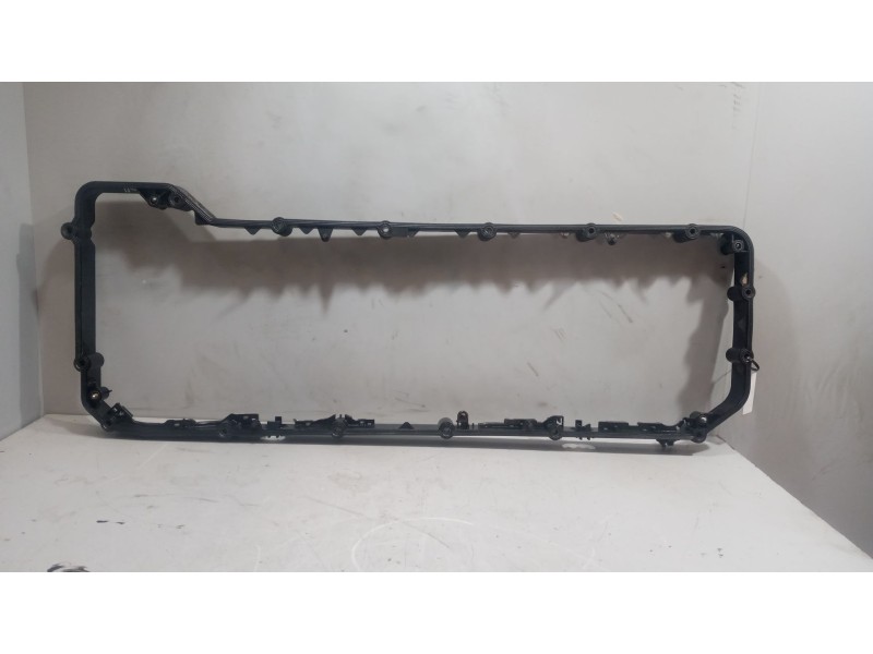 Recambio de tapa balancines para renault serie t 10.8 diesel referencia OEM IAM 7422199054  