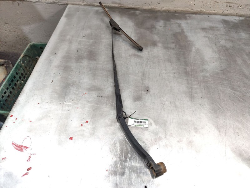 Recambio de brazo limpia delantero izquierdo para nissan qashqai ii (j11, j11_) 1.5 dci referencia OEM IAM   