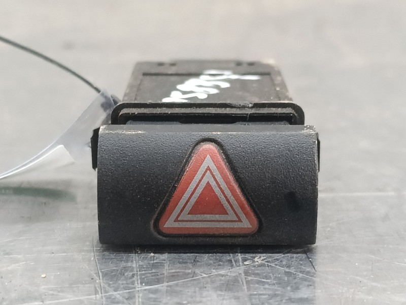 Recambio de warning para seat cordoba berlina (6k2) stella referencia OEM IAM 6K0953235B  