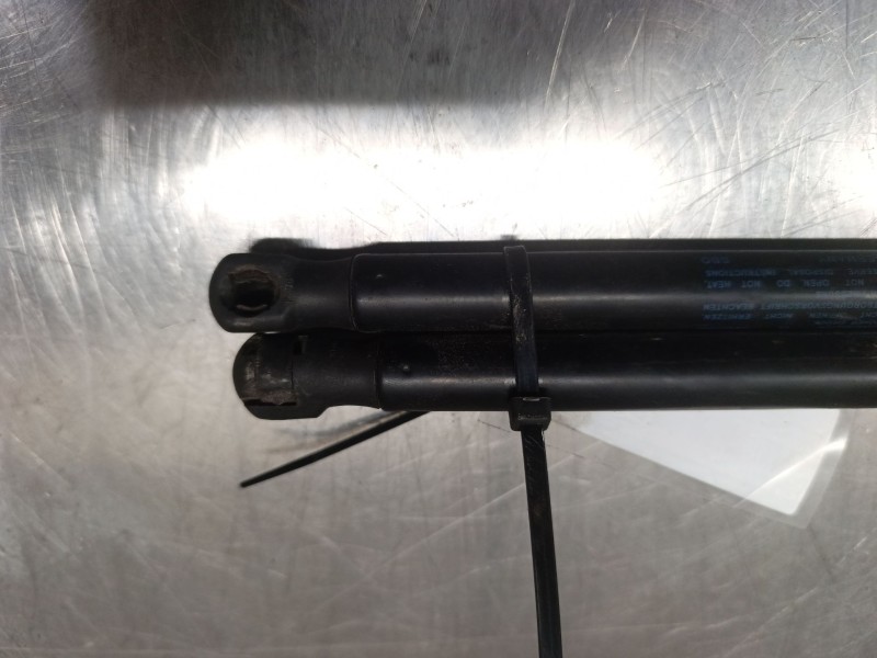 Recambio de bombin porton trasero para seat ibiza iii (6l1) 1.9 tdi referencia OEM IAM   