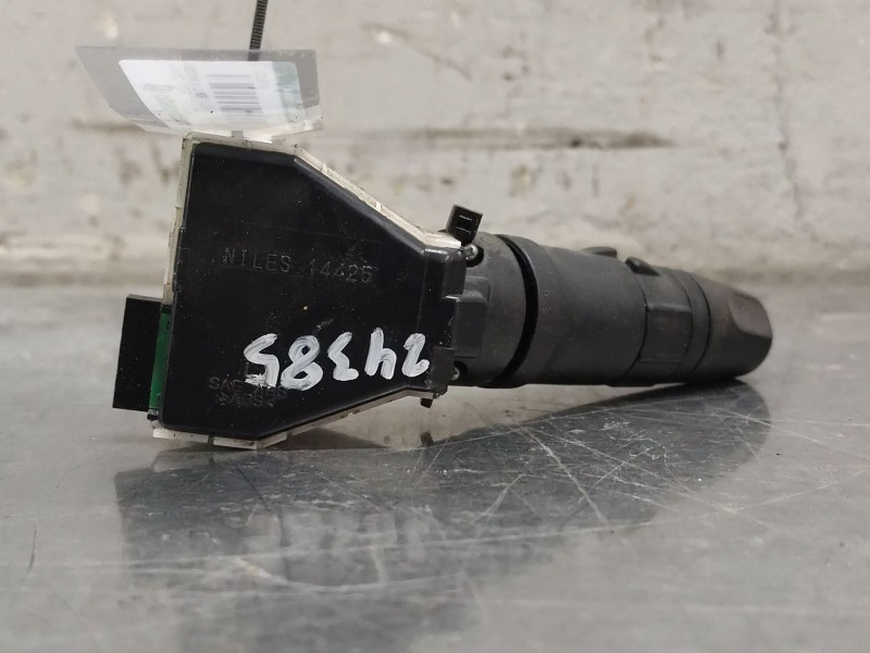 Recambio de mando luces para nissan x-trail ii (t31) 2.0 dci 4x4 referencia OEM IAM   