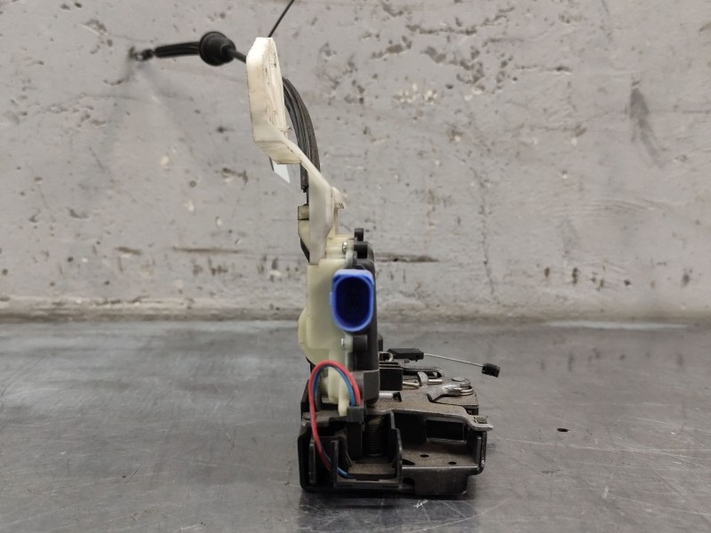 Recambio de cerradura puerta trasera izquierda para seat ibiza iii (6l1) 1.9 tdi referencia OEM IAM 3B4839015AN  