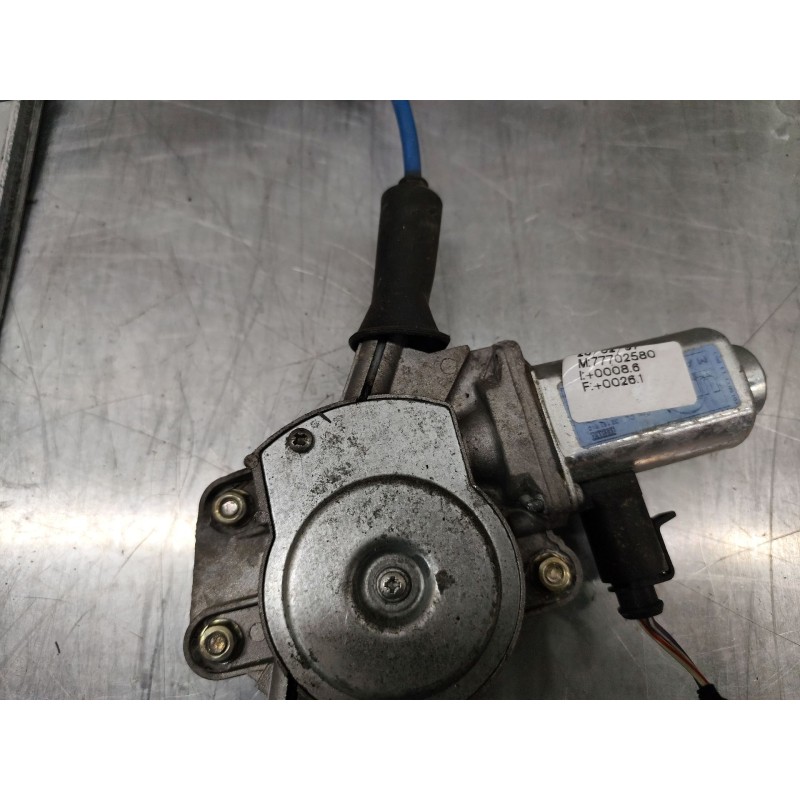 Recambio de elevalunas delantero derecho para fiat brava (182_) 1.4 12 v (182.ba) referencia OEM IAM 77702580  