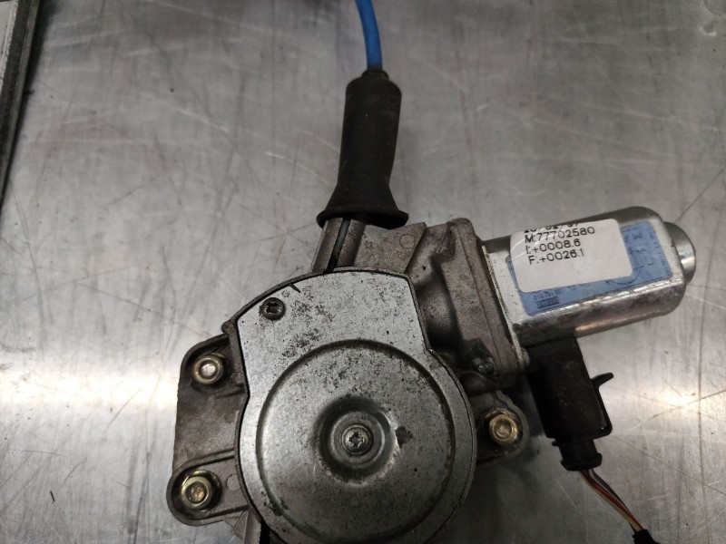 Recambio de elevalunas delantero derecho para fiat brava (182_) 1.4 12 v (182.ba) referencia OEM IAM 77702580  