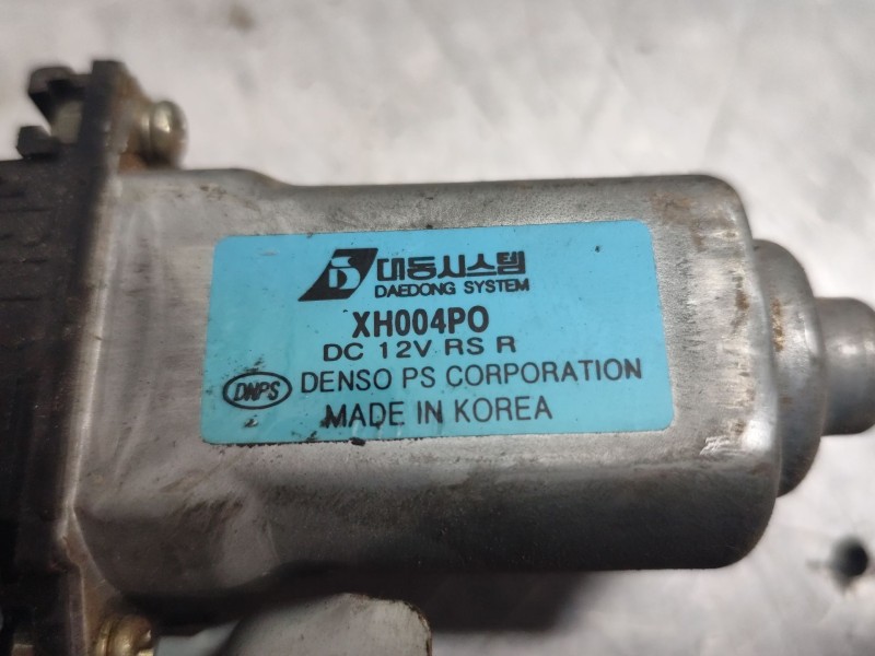 Recambio de elevalunas delantero derecho para kia carens 2.0 crdi ex monovolumen referencia OEM IAM XH004P0  