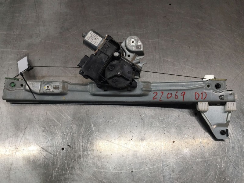 Recambio de elevalunas delantero derecho para peugeot 308 sw envy referencia OEM IAM 9675467380  