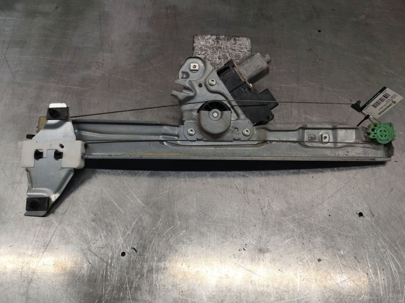 Recambio de elevalunas delantero derecho para peugeot 308 sw envy referencia OEM IAM 9675467380  