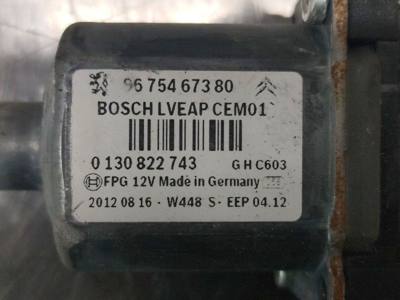 Recambio de elevalunas delantero derecho para peugeot 308 sw envy referencia OEM IAM 9675467380  
