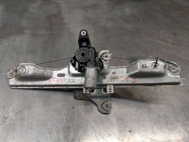 Recambio de elevalunas trasero derecho para nissan qashqai ii (j11, j11_) 1.5 dci referencia OEM IAM 827004EA0A  