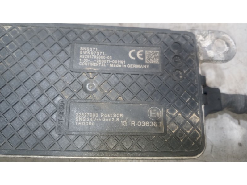 Recambio de sensor noxe para renault magnum ab 2005 12.8 diesel referencia OEM IAM 22827993  