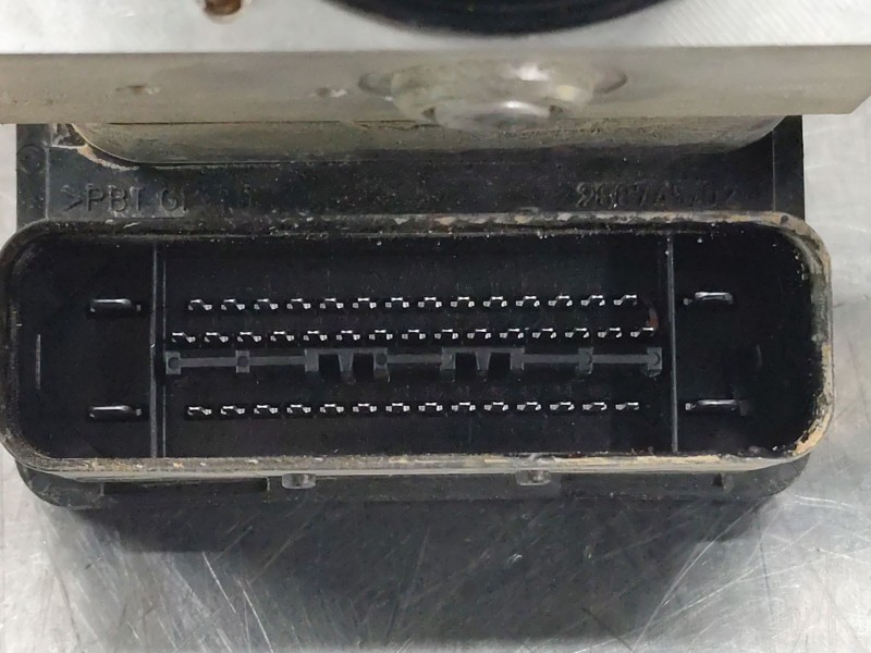 Recambio de abs para volkswagen golf v (1k1) 1.9 tdi referencia OEM IAM 1K0907379AC  