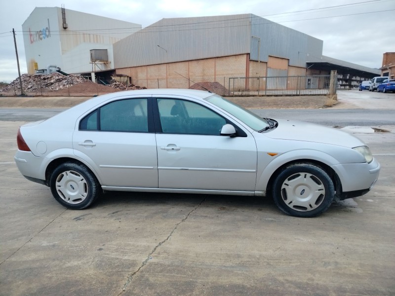 ford mondeo iii (b5y) del año 2001