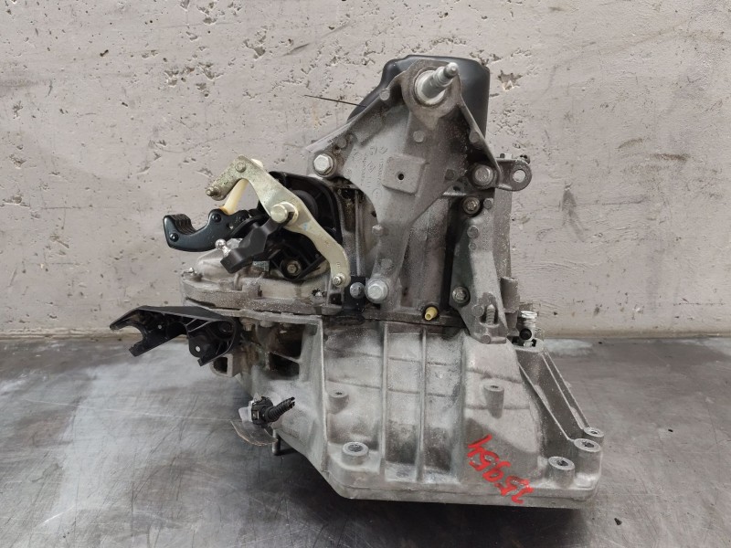Recambio de caja cambios para renault clio iv (bh_) 0.9 tce 90 referencia OEM IAM JH3334  