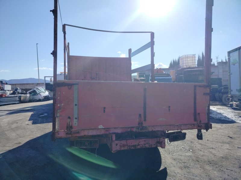 nissan trucks l35.09 del año 1989